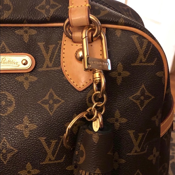 Louis Vuitton Limited Edition Leather Monogram Keychain/Bag Charm - Picture 7 of 9